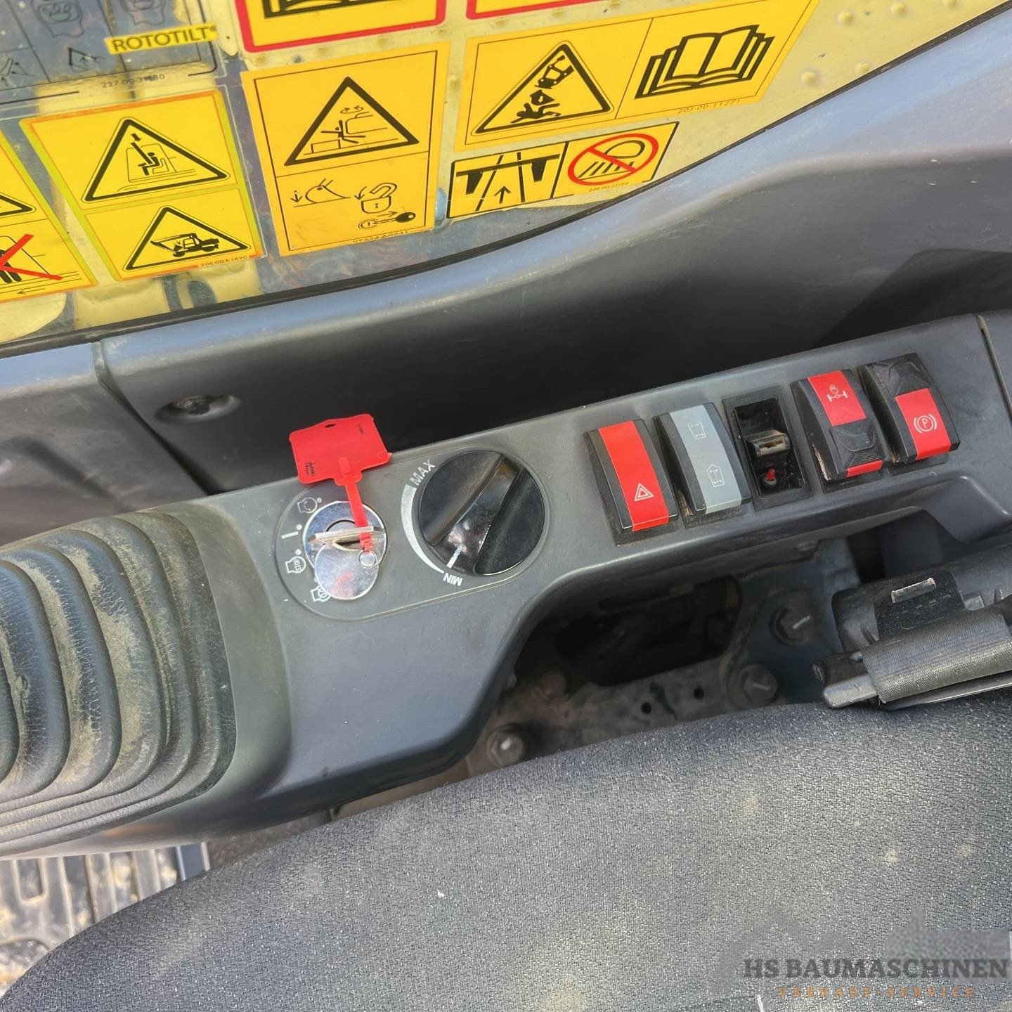 Komatsu PW118MR-11 – Bild 5