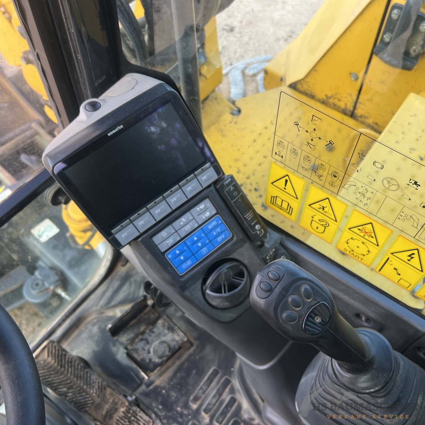 Komatsu PW118MR-11 – Bild 6